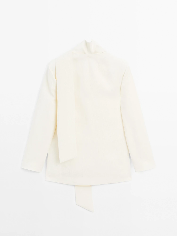 Blazer court 100 % lin avec foulard - STUDIO