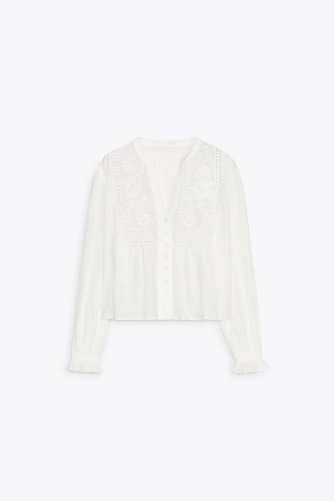 SHORT EMBROIDERED EYELET BLOUSE