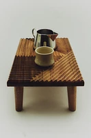 STRIPED ACACIA WOOD TRAY WITH LEGS