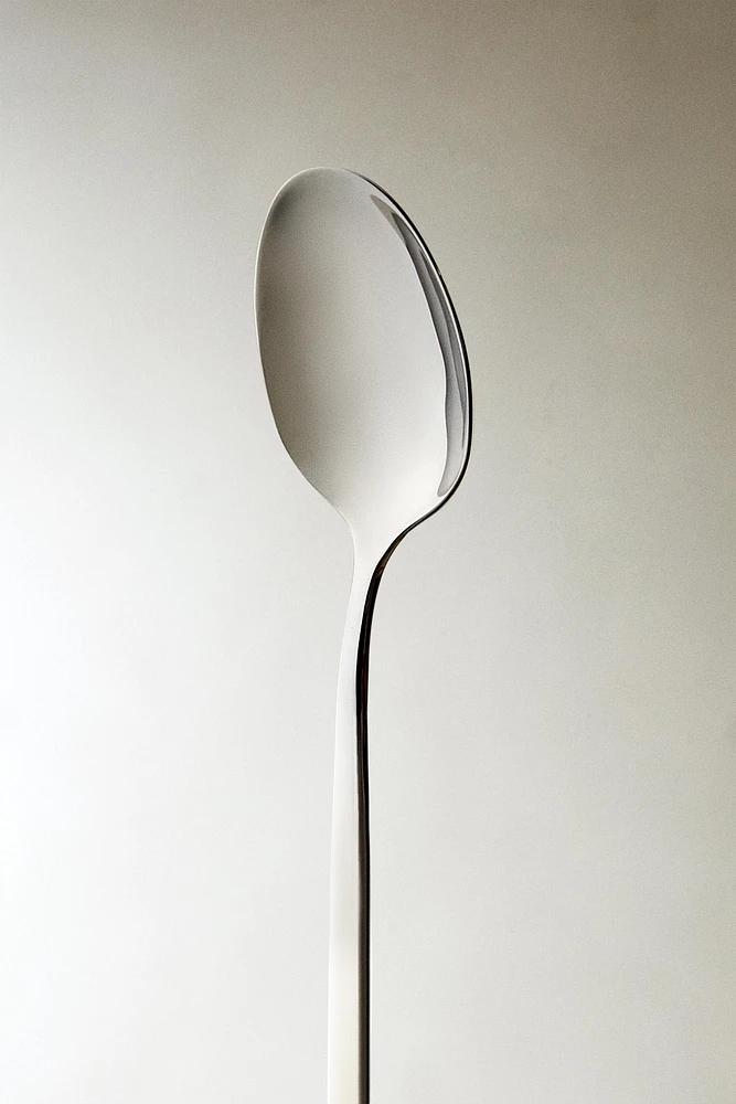 SERVING SPOON WITH EXTRA-FINE HANDLE