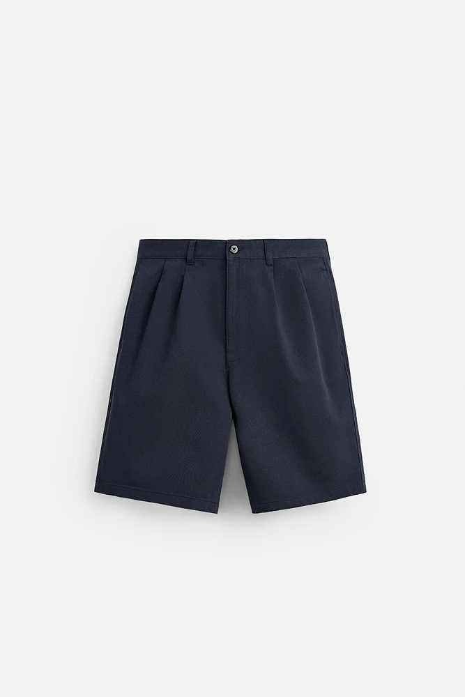 BERMUDA RELAXED FIT À PLIS