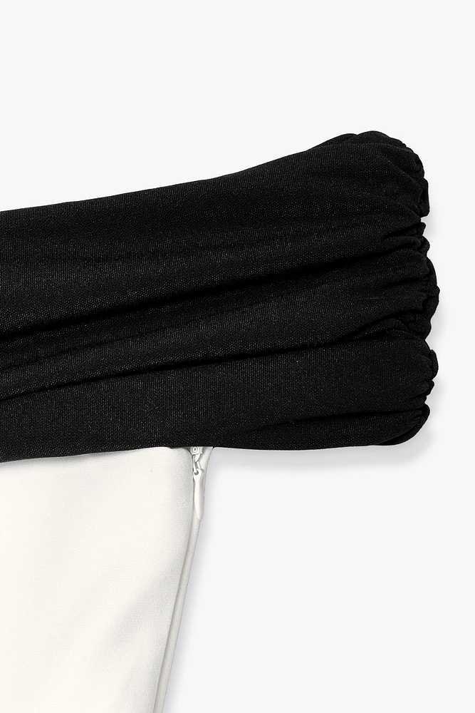 ROBE BUSTIER EN MATIÈRES VARIÉES