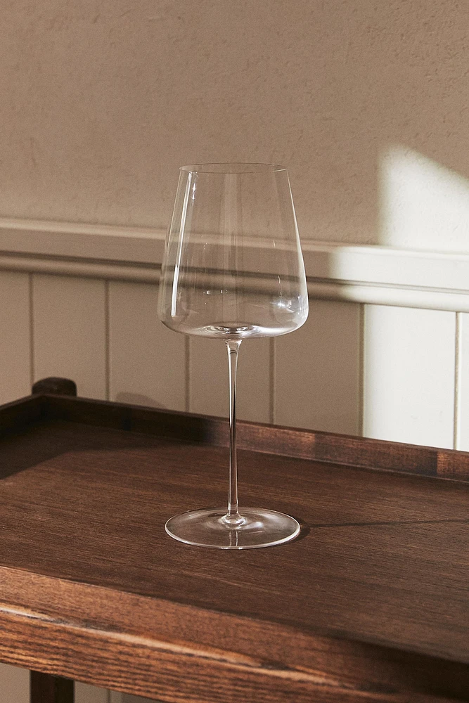 ULTRA LIGHTWEIGHT GLASS WINE GLASS