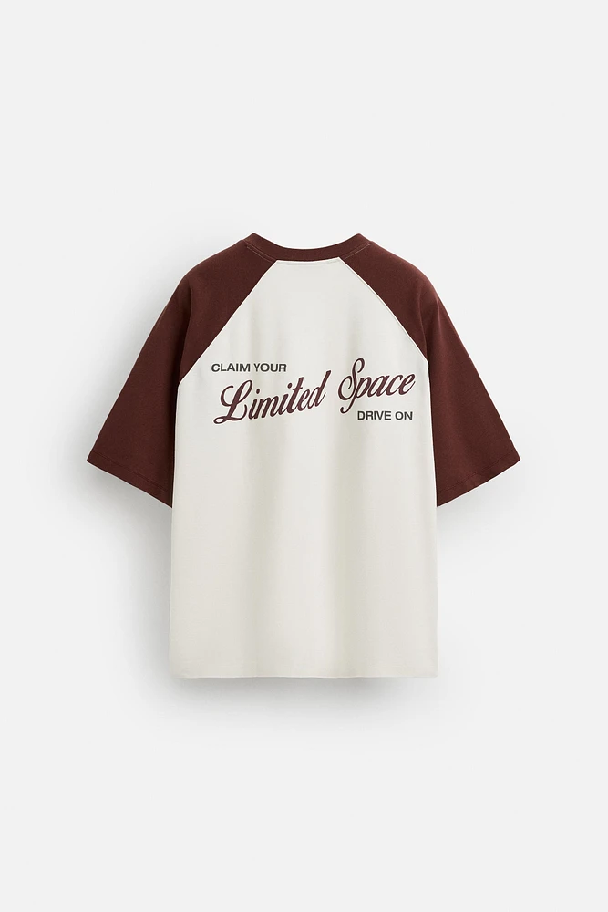 T-SHIRT COLOR BLOCK INSCRIPTIONS