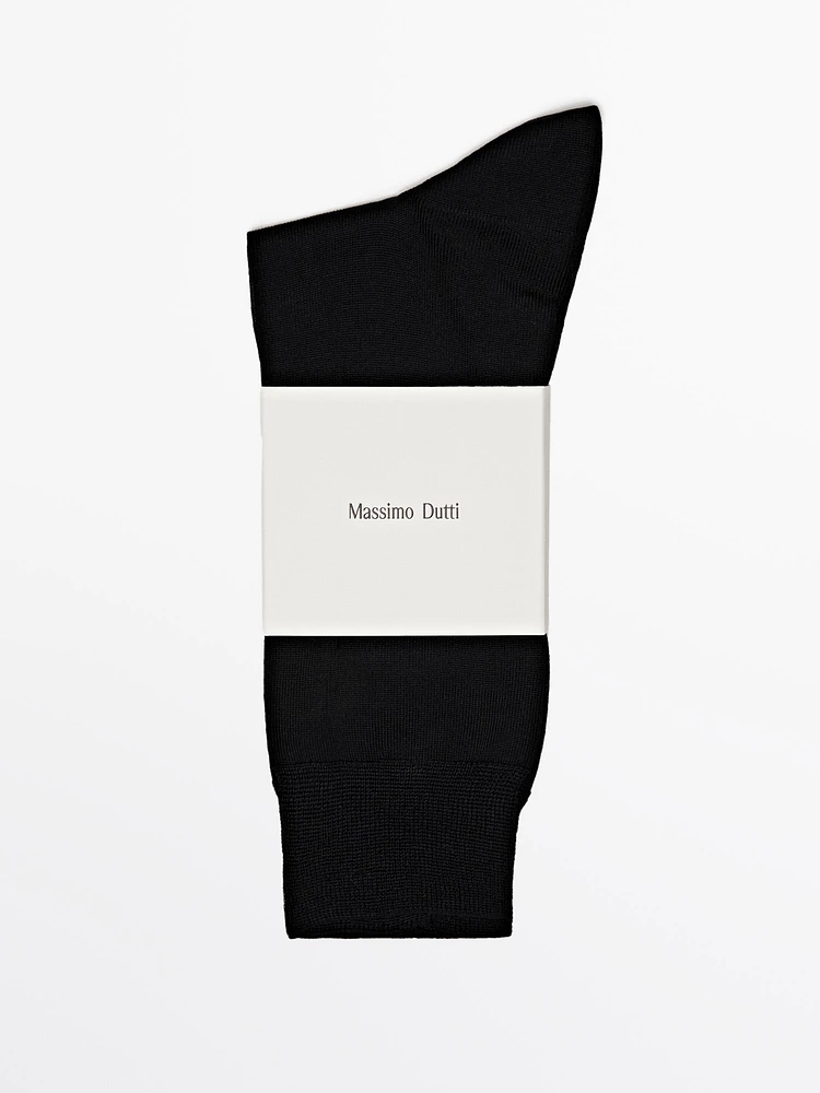 Plain smart socks