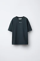 EMBROIDERED TEXT STRUCTURE T-SHIRT