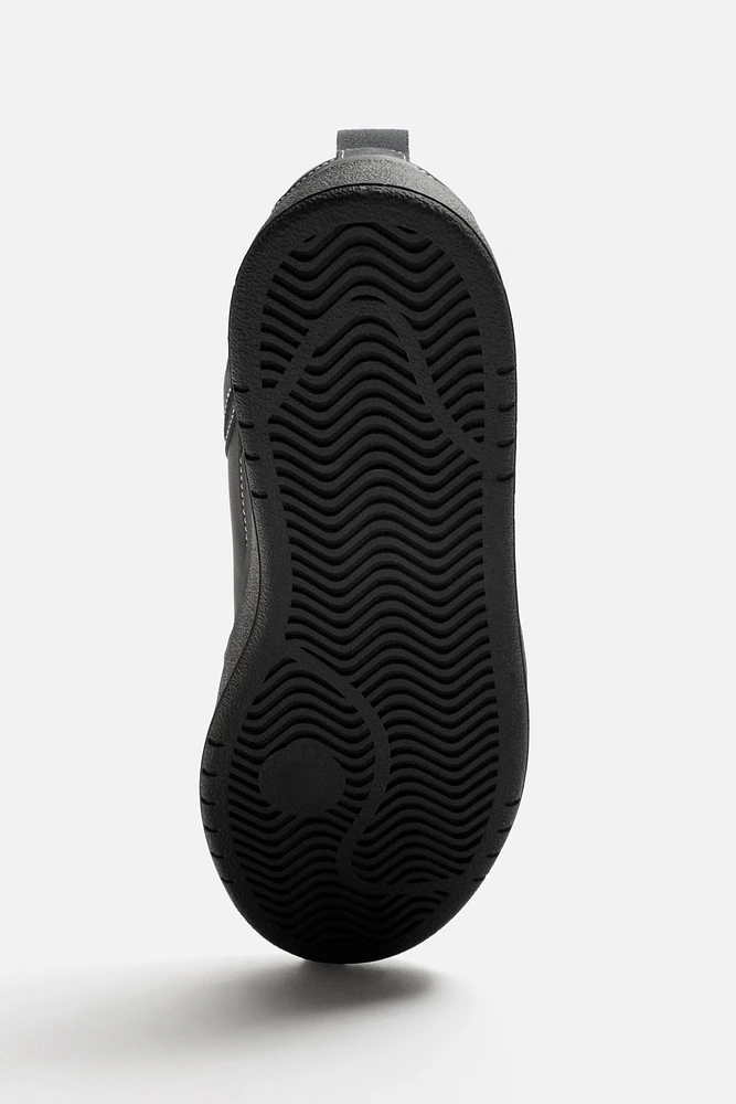 CHUNKY MAXI LACE SNEAKERS