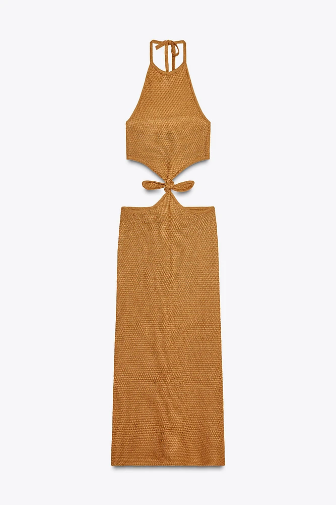 ROBE HALTER EN MAILLE AJOURÉE