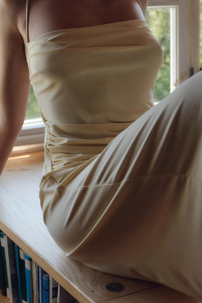 ROBE MI-LONGUE À FRONCES
