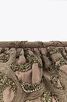 SAC BRODÉ AVEC FANTAISIE