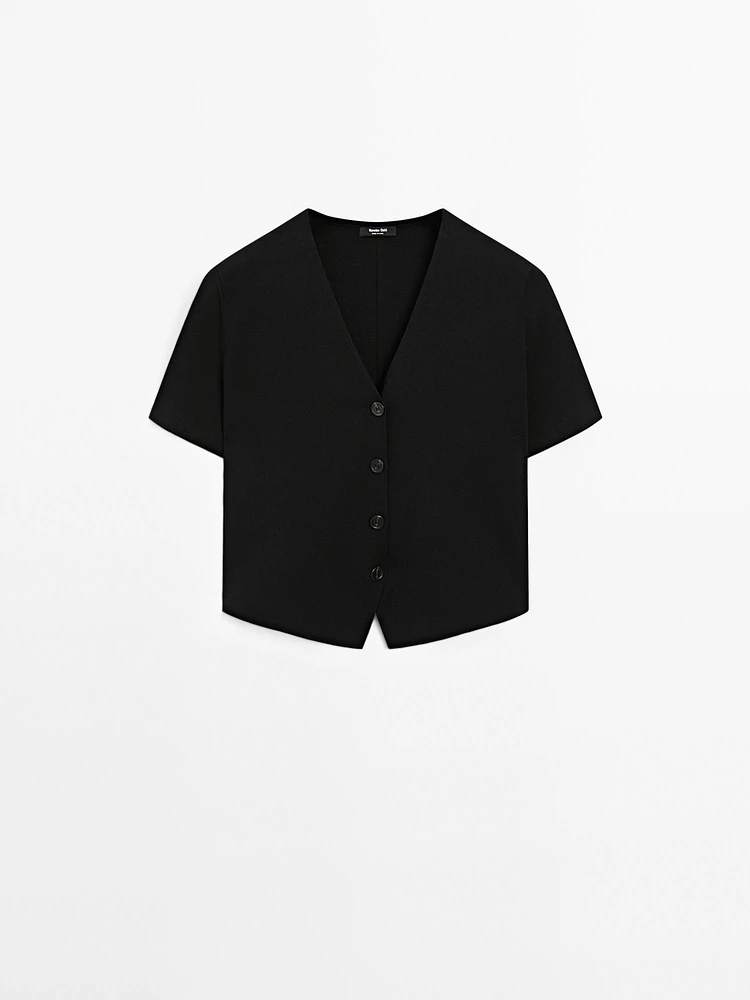 Flowing knit short sleeve cardigan