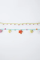 LOT DE DEUX COLLIERS FANTAISIE FLEURS