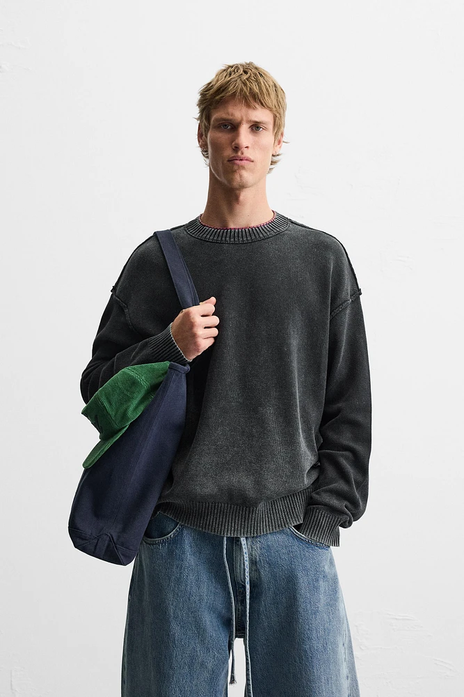 WASHED REVERSE EFFECT SWEATER