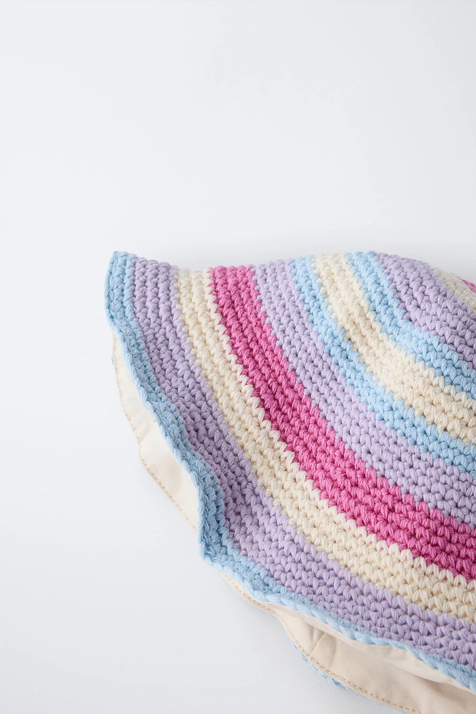 CROCHET KNIT BUCKET HAT
