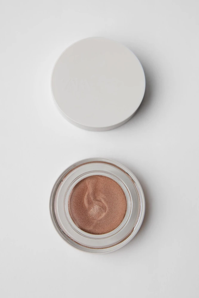 CREAMY EYE SHADOW