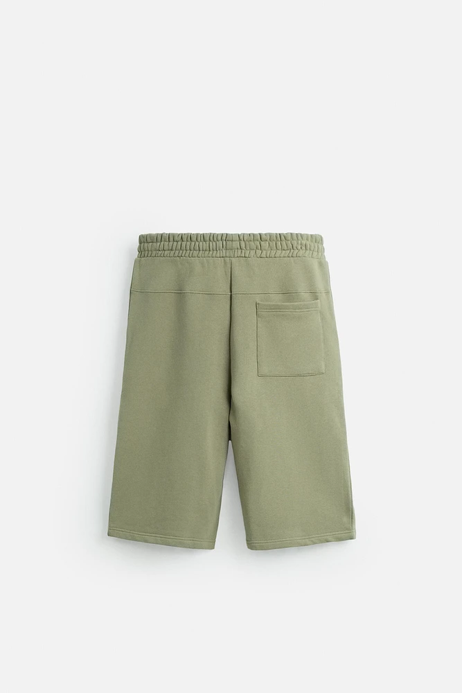 BERMUDA JOGGER COUPE OVERSIZE