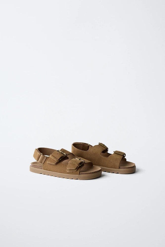 SANDALES À BOUCLES EN CUIR