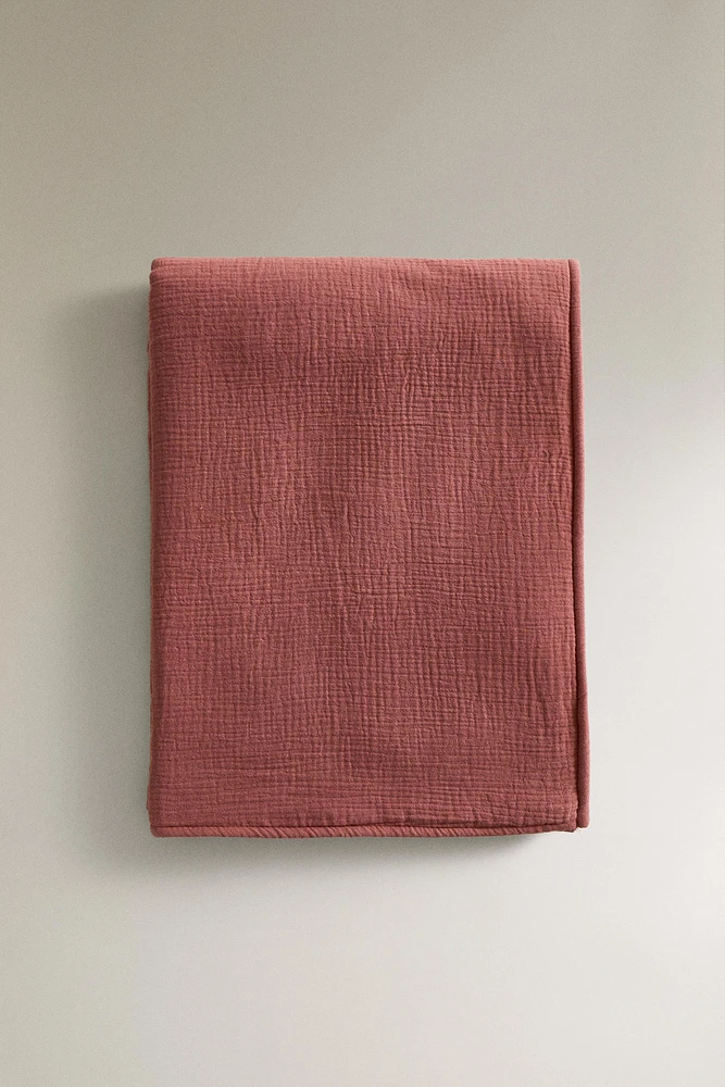 CHILDREN’S REVERSIBLE COZY BLANKET