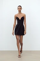 SWEETHEART NECKLINE DRESS