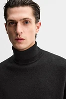 TURTLENECK CASHMERE SWEATER