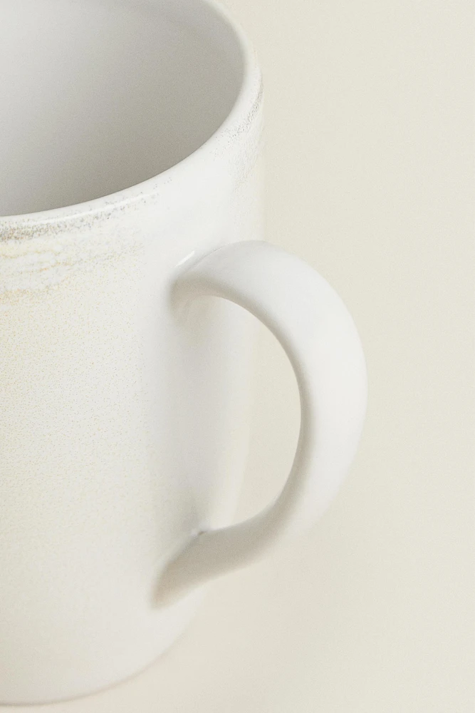 STONEWARE MUG