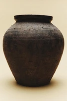 TEXTURED CERAMIC VASE