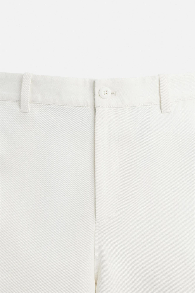 BERMUDA RELAXED FIT