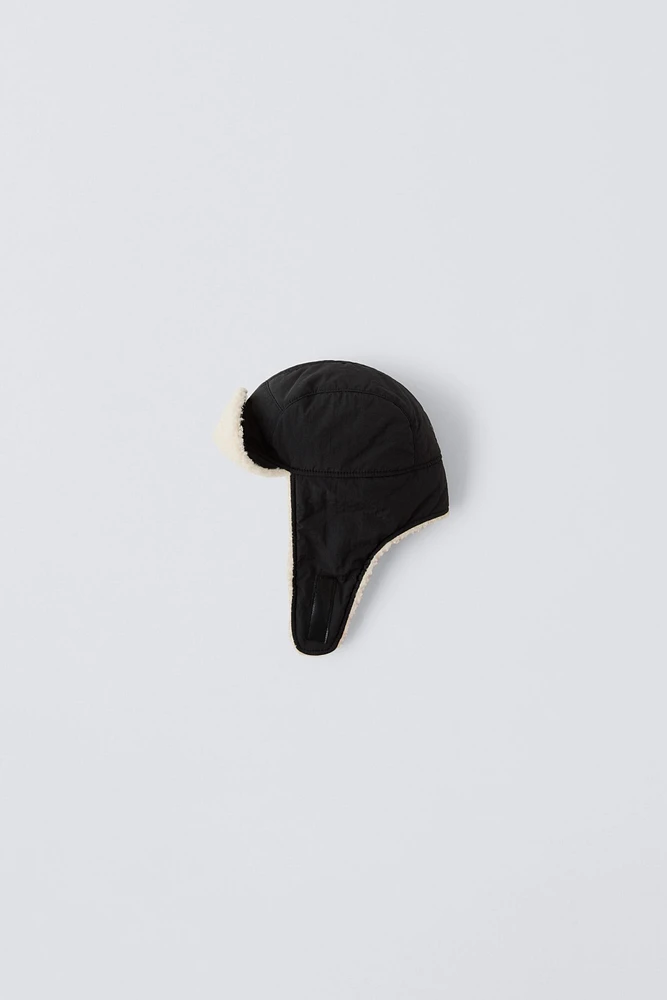 FAUX SHEARLING NYLON CAP