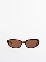 Lunettes de soleil ovales petit format