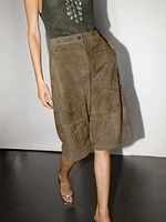 Bermuda long en cuir finition daim