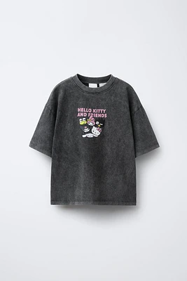 WASHED EFFECT HELLO KITTY AND FRIENDS © SANRIO T-SHIRT