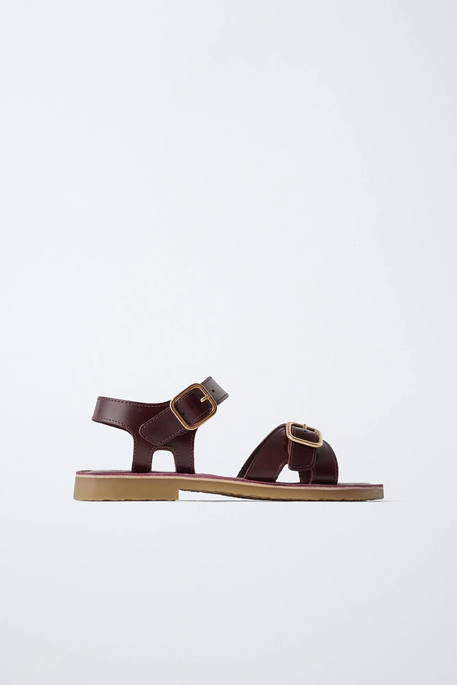 LEATHER SANDALS WITH BUCKLE