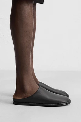 LEATHER CLOGS LIMITED EDITION