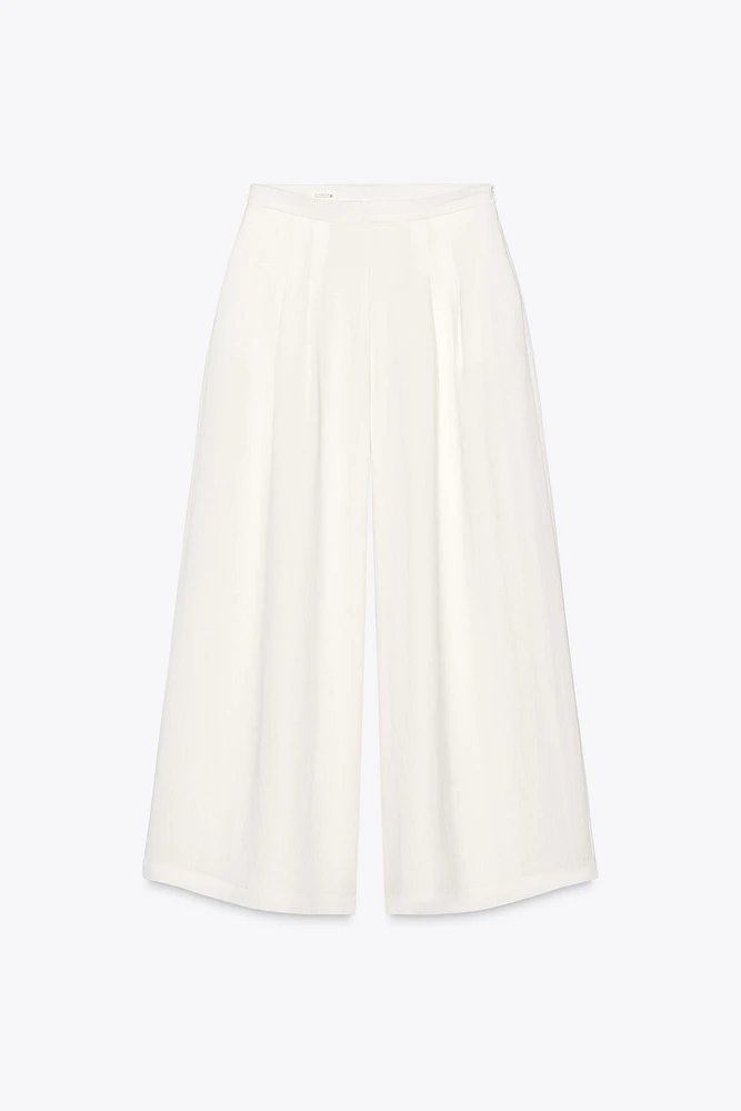 PLEATED WIDE LEG PANTS