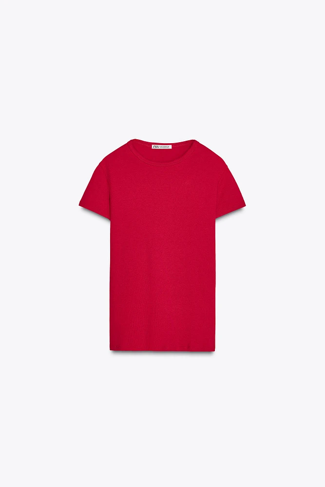 T-SHIRT CÔTELÉ À MANCHES COURTES