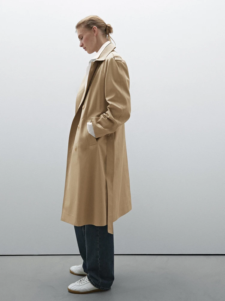 Water repellent classic trench coat