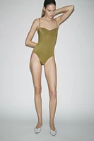 BODY STYLE LINGERIE SATINÉ