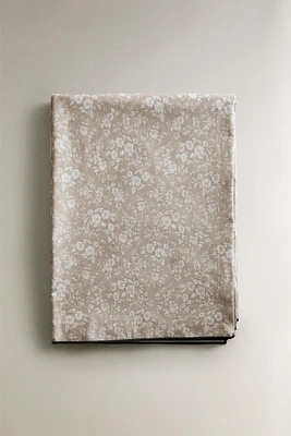 RESIN-COATED TABLECLOTH FLORAL PRINT