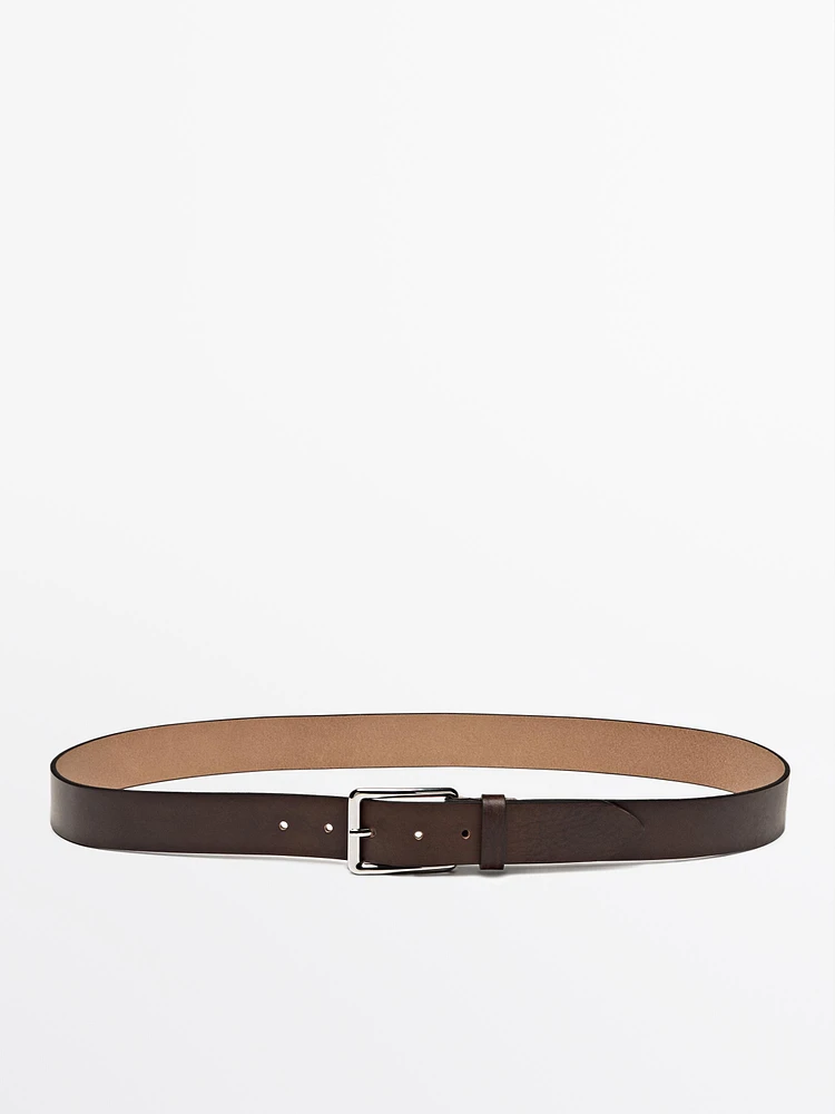 Leather belt with buckle