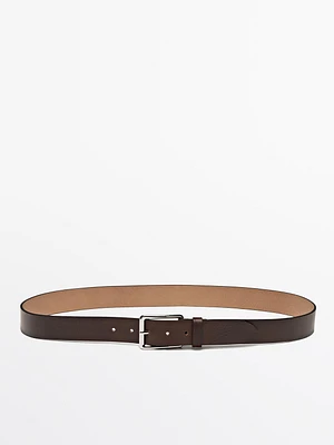 Leather belt with buckle