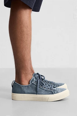DISTRESSED FABRIC SNEAKERS