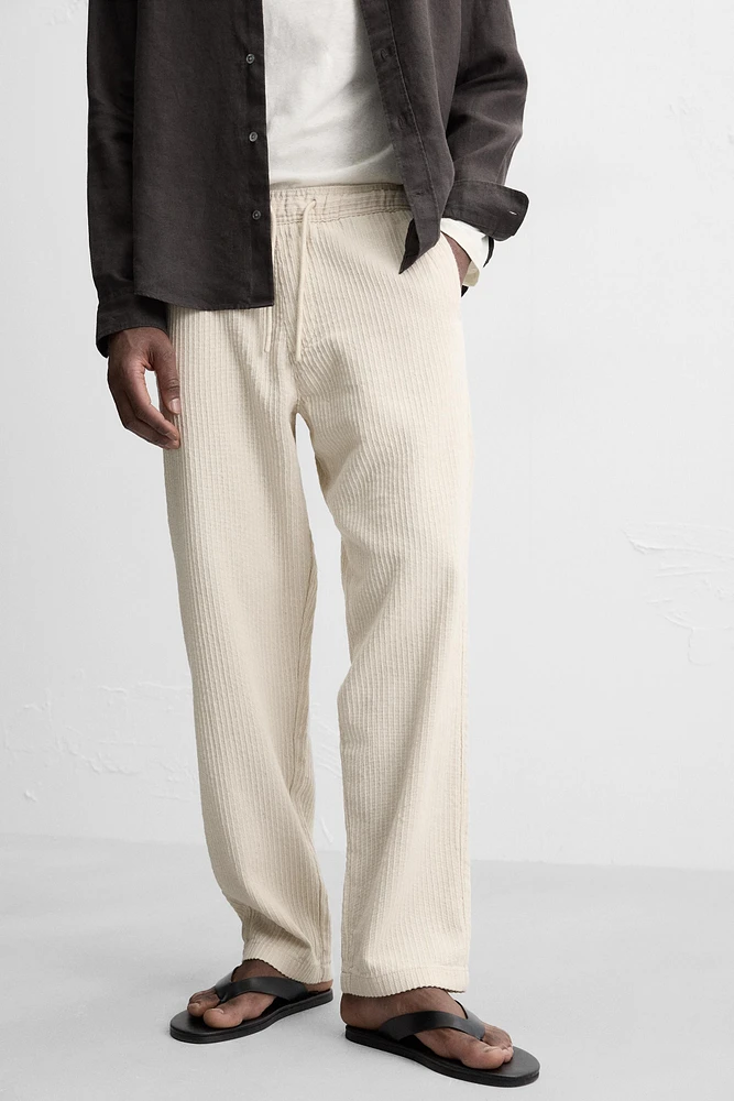 PANTALON EN JACQUARD À RAYURES