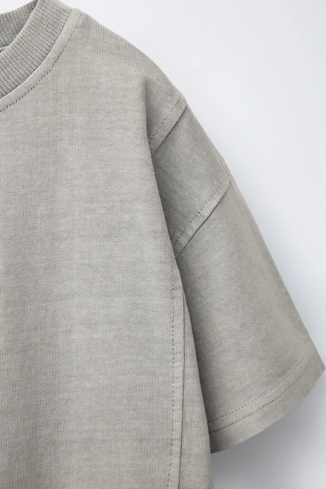 T-SHIRT TEINT EN PIÈCE LOGO BRODÉ