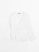 Textured shirt with knot detail