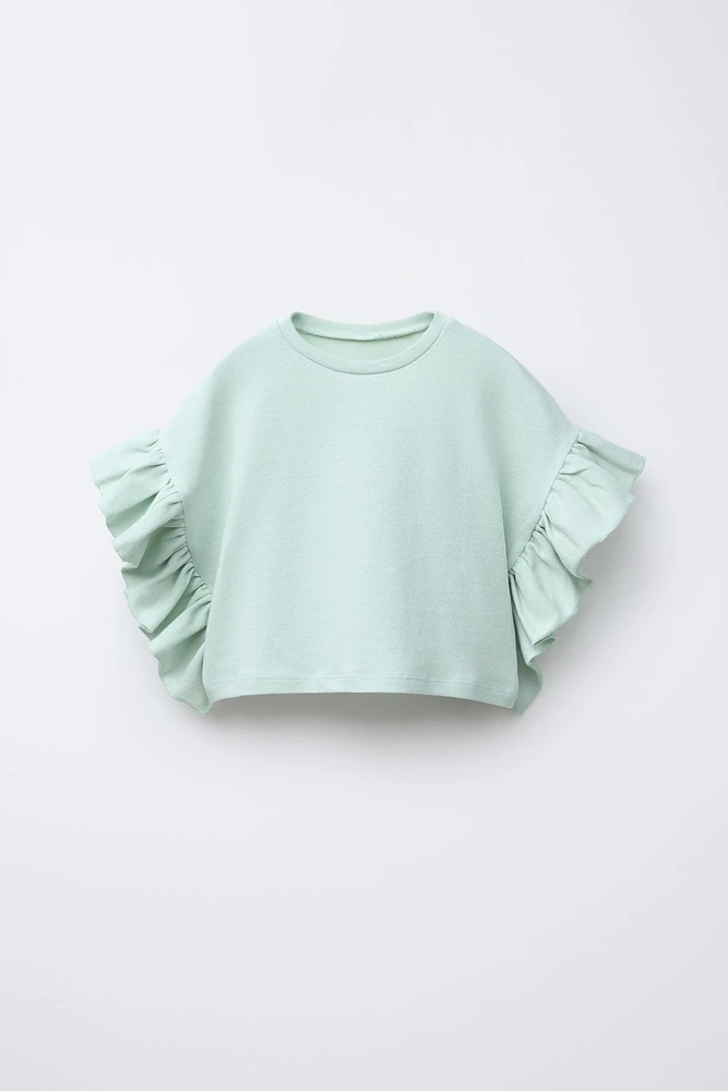 RUFFLE T-SHIRT