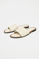 EMPEIGNE EN CUIR SOFT