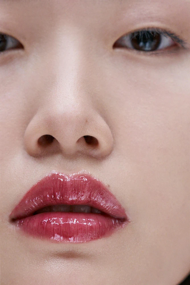 ZARA GLOSSY TWIST - TINTED LIP BALM