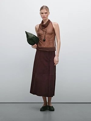 Suede leather flounce skirt with seams