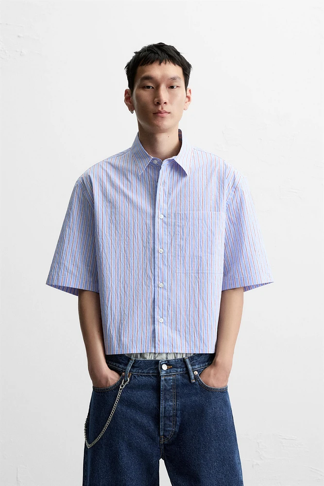 STRIPED CROPPED FIT SHIRT