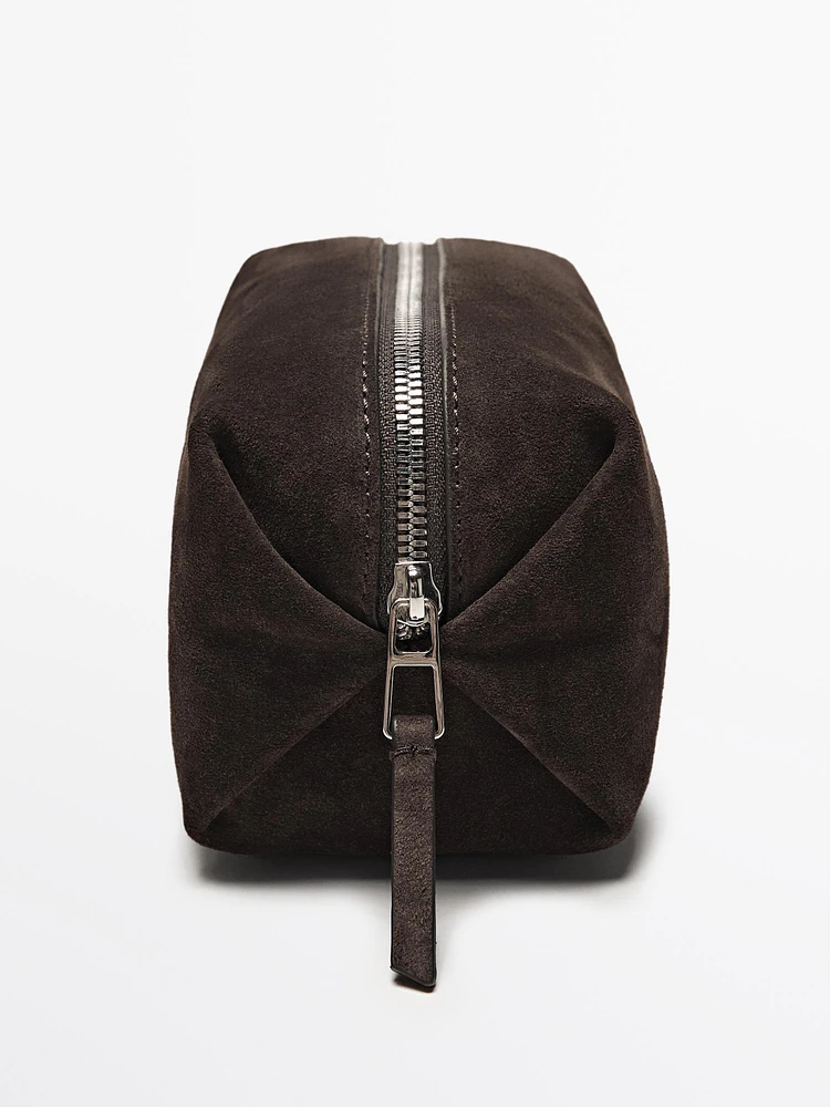 Trousse en croûte de cuir